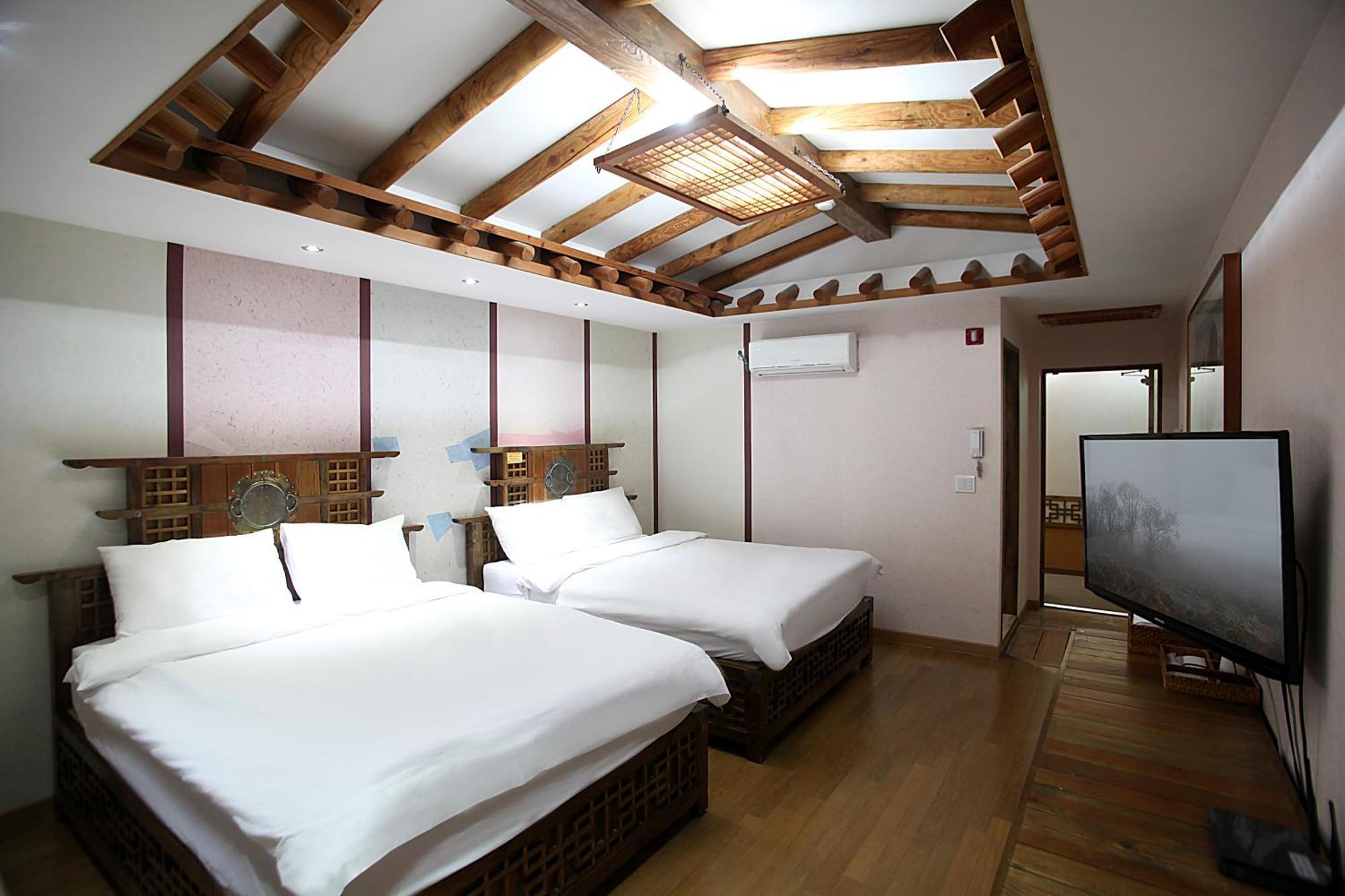 Jeonju Hanok Taejogung Hotel Стая снимка