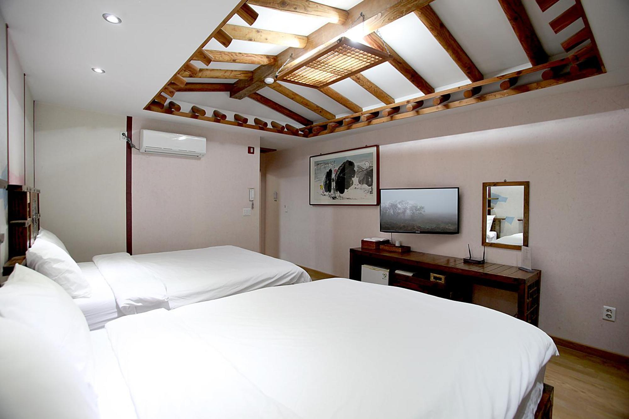 Jeonju Hanok Taejogung Hotel Стая снимка
